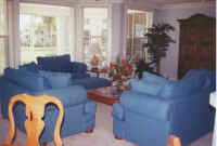 interior-2.jpg (32816 bytes)